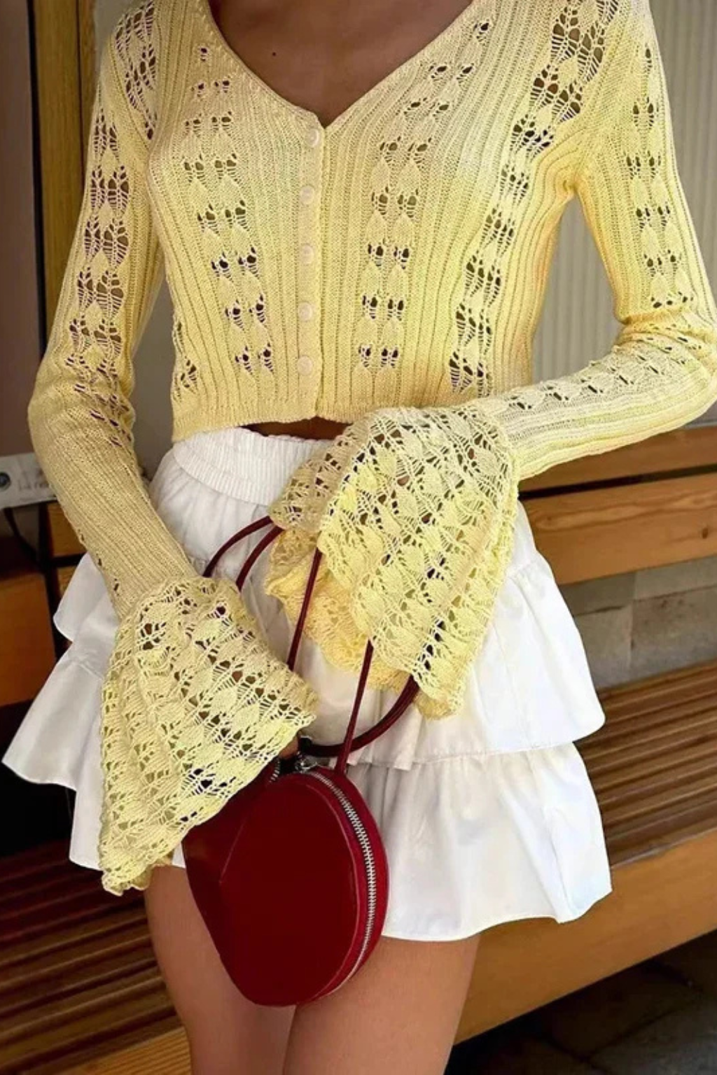 Daphne | Cardigan Femme en Crochet avec Manches Cloche