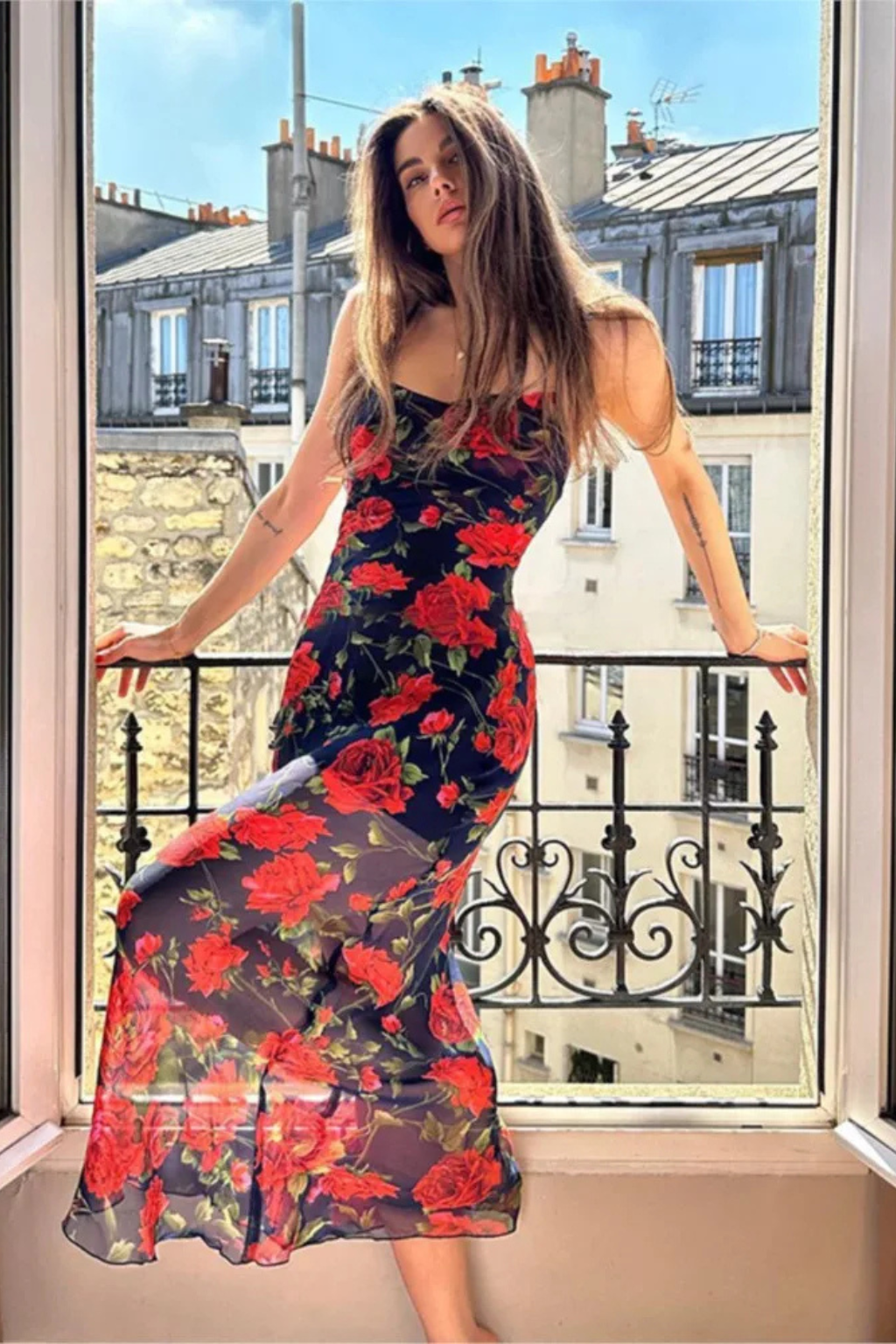 Elara | Robe Longue d'Été à Fleurs et Fines Bretelles