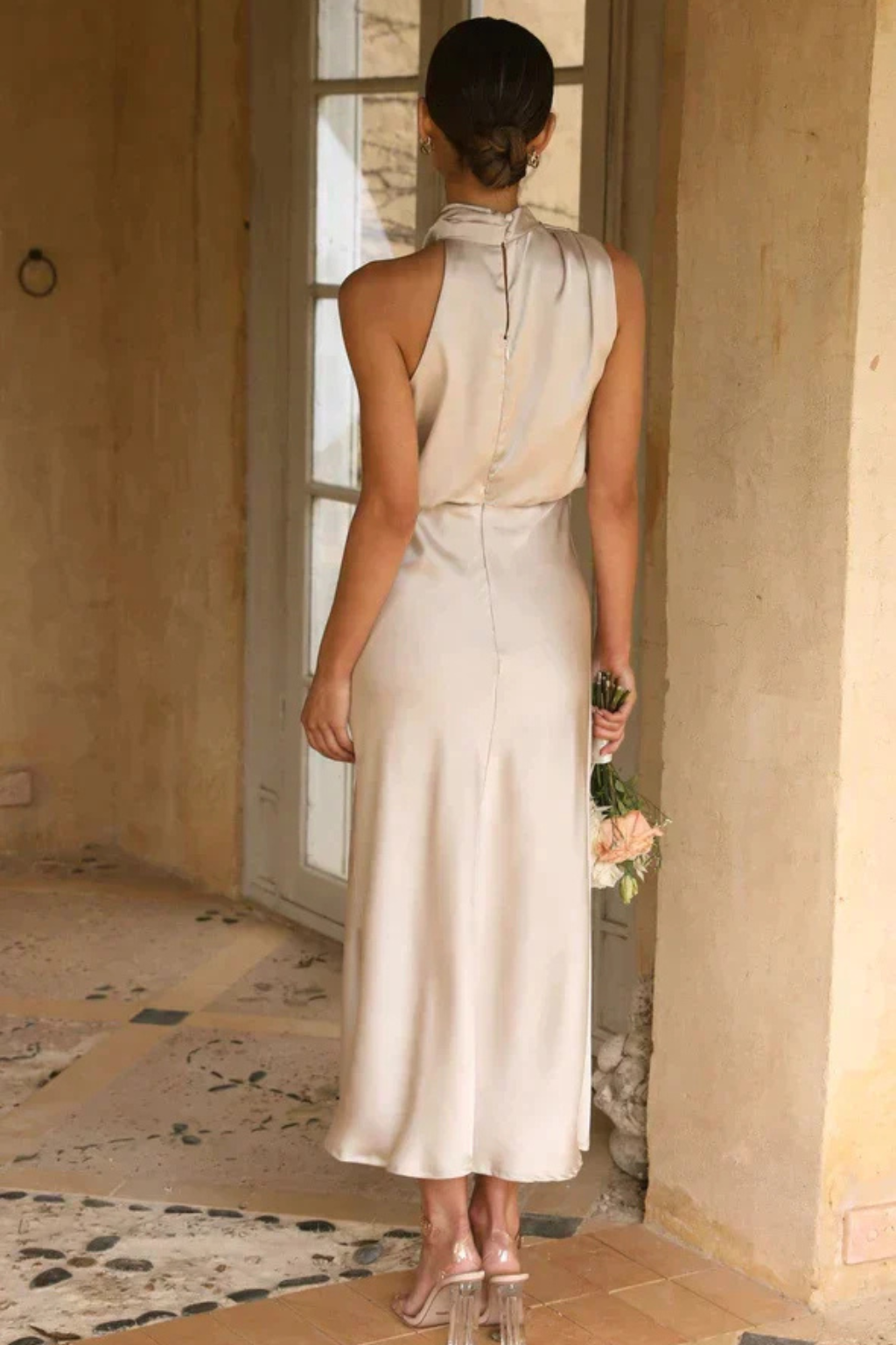 Amelina | Robe Mi-Longue Dos Nu en Satin