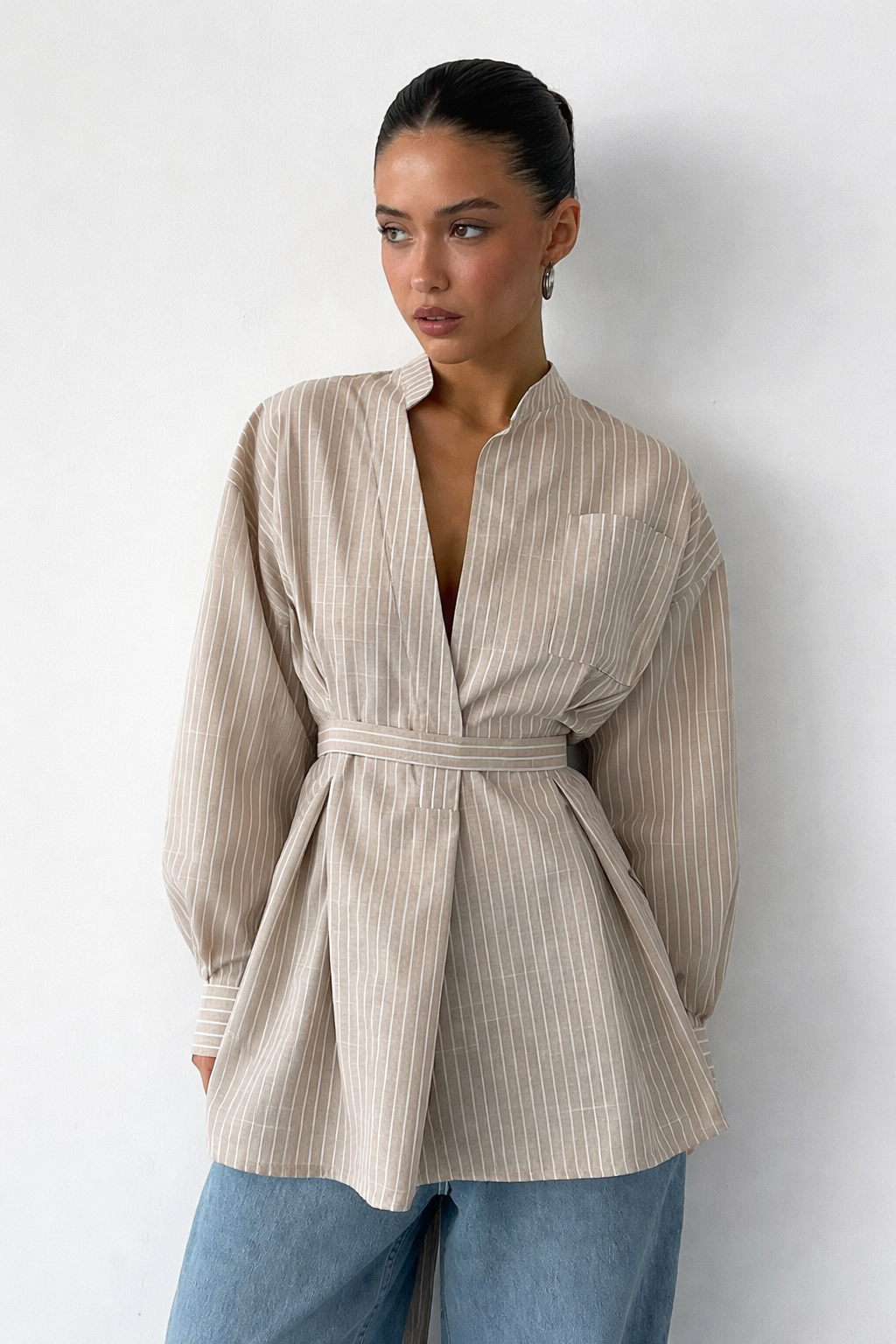Maren | Chemise Femme à Col Montant Manches Longues Ceinturée à Rayures