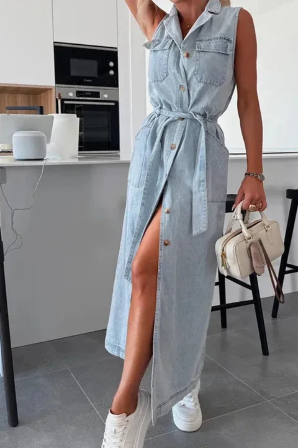 Lottie | Robe Longue en Jean Boutonnée Ceinturée Sans Manches