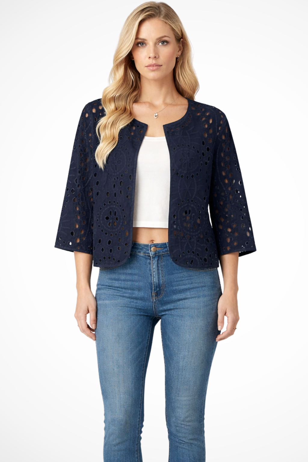 Imogen | Cardigan Court Femme en Crochet avec Détails Broderie Anglaise
