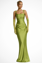 Vivienne | Robe Longue Froncée en Satin à Col Carré