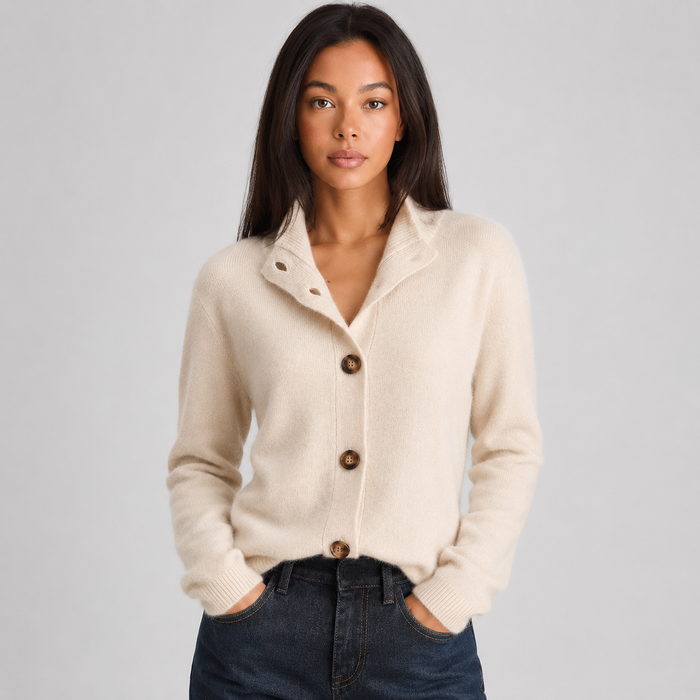 Dorothée, Gilet boutonné col cranté